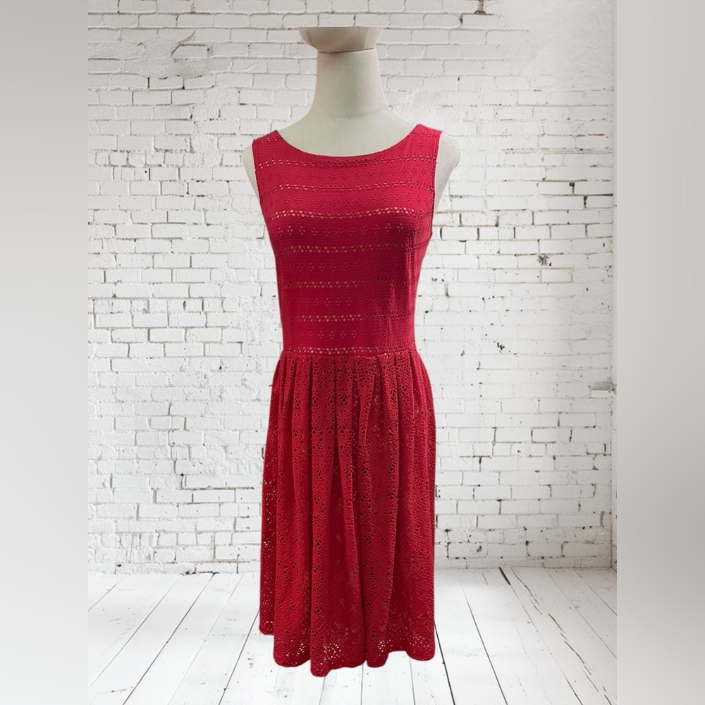 Anthropologie Knit Red Cocktail Dress.
Size : XS